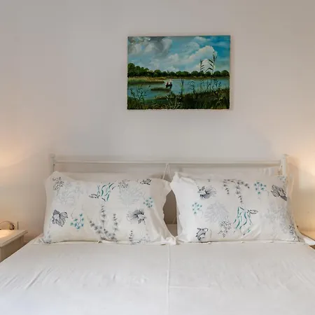 Margaret House * Parikia (Paros)